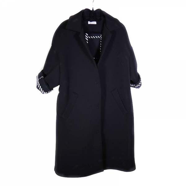 Cappotto nero in neoprene